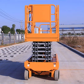 China Gemotoriseerde Elektrische Schaarlift 13.7m Sinaasappel voor Grote Werkende Plaats fabriek